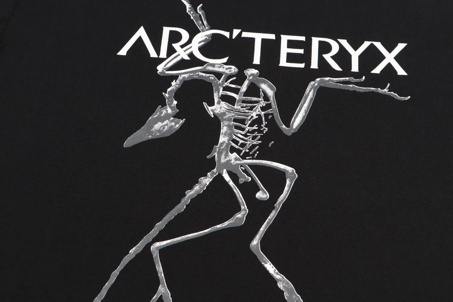 Arc’teryx ARC 23SS T 60 ， g 。 Breathable， ， ， 。 logo ， 。 ， 。 ， ， ， ， 。 Size:XS-L
